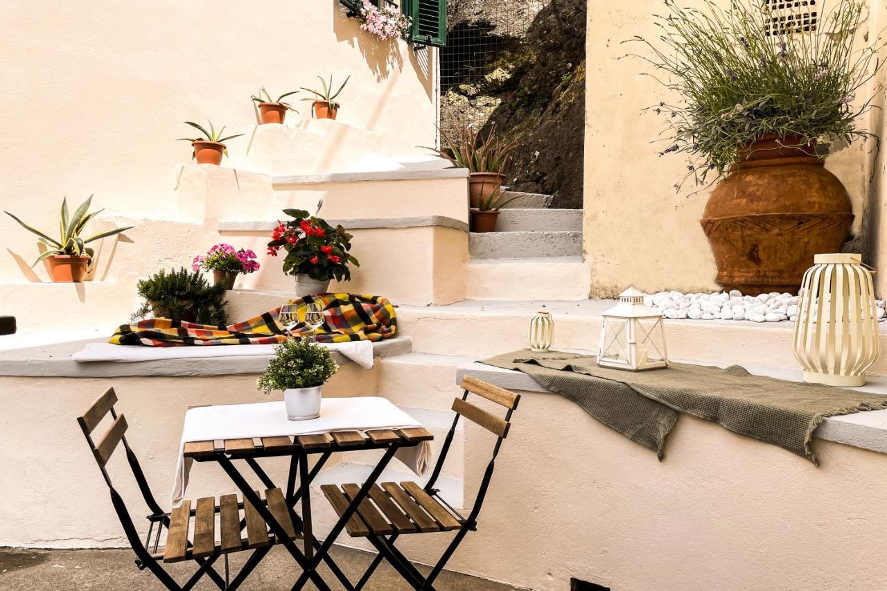 Villa Casa Storica Con Terrazzo Castellina Marittima Esterno foto