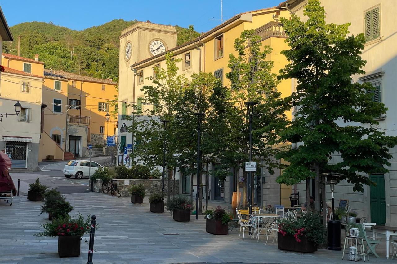 Villa Casa Storica Con Terrazzo Castellina Marittima Esterno foto